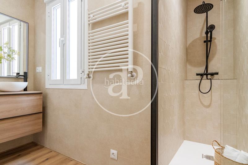 Foto 80256bba-9a17-441b-9e56-033d4059fde0. Flat in c. de la montera 11 in Sol Madrid