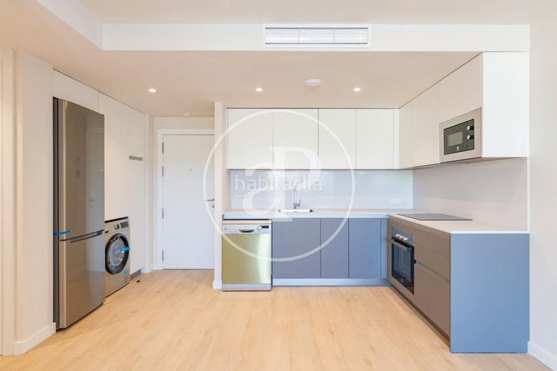 Foto 3469cac3-b183-454f-bad2-3ab1d3a64e6f. Location appartement avec chauffage parking piscine dans Madrid