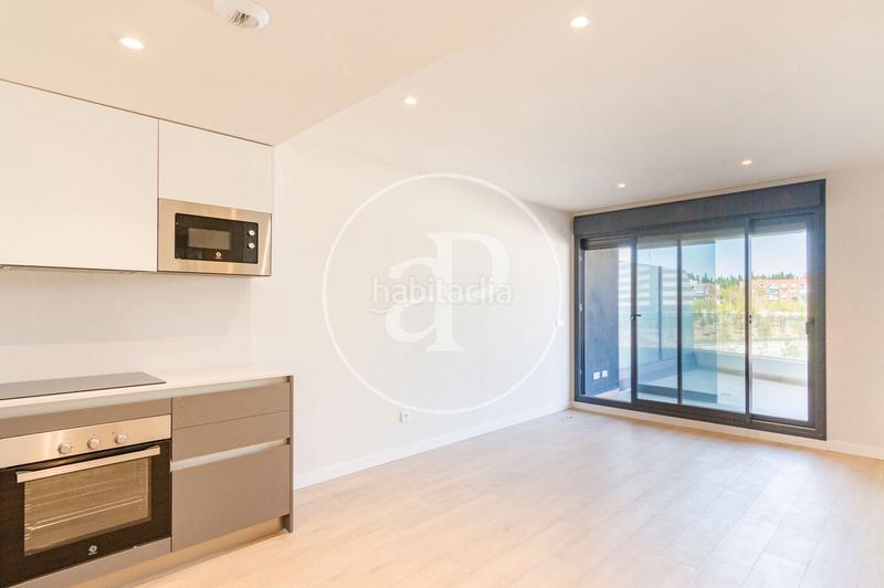 Foto 381742c1-d3c9-4ad7-ab53-29e03f2803d5. Miete etagenwohnung mit heizung parking pool in Imperial Madrid