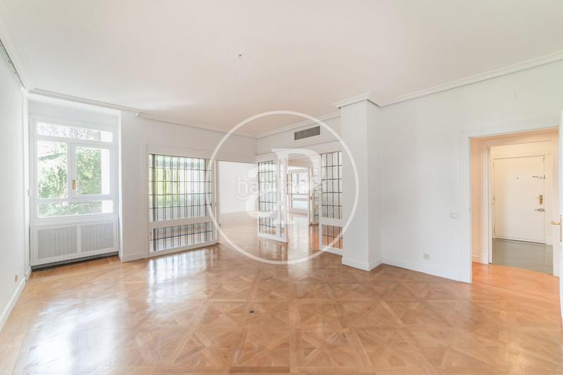 Foto fa68055e-6eb4-4946-aba8-0ff865333e83. Affitto appartamento con riscaldamento parcheggio in Madrid