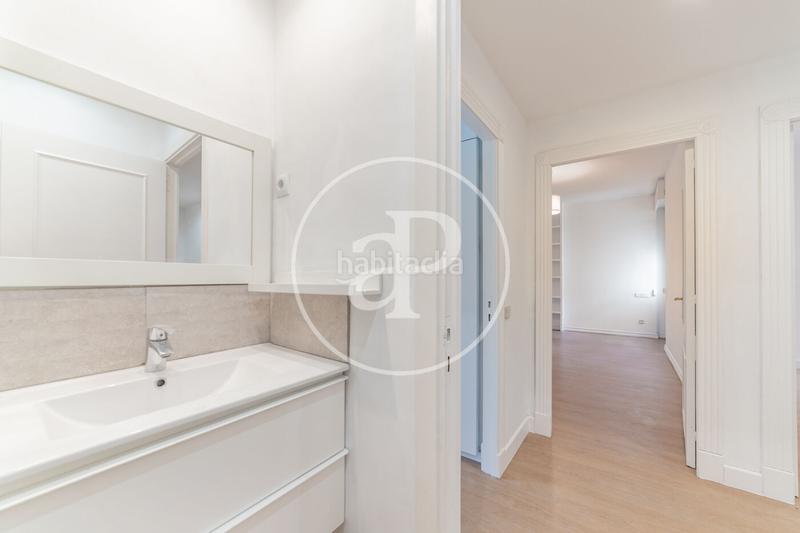 Foto 01ccf3fb-032a-4190-b4e3-c3391b14892e. Location appartement avec chauffage parking dans El Viso Madrid