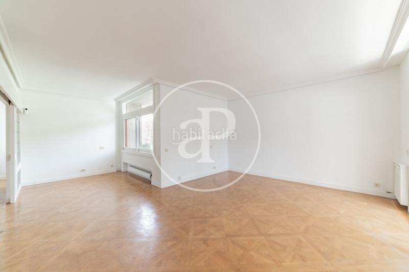 Foto 25fdcaa5-db08-409f-b69c-cf2809c7004d. Location appartement avec chauffage parking dans El Viso Madrid