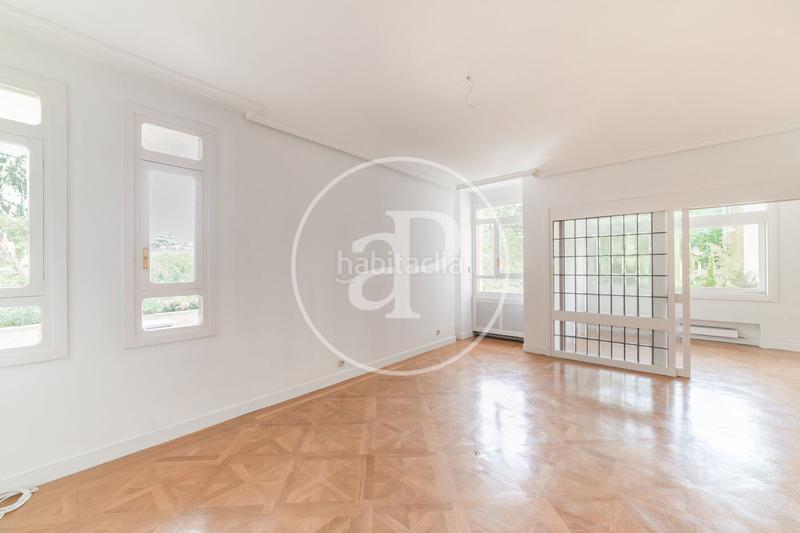 Foto 6c147ccf-c06d-4c56-a69a-a017c960cd06. Location appartement avec chauffage parking dans El Viso Madrid