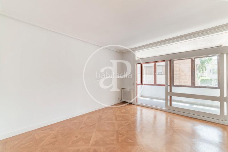 Foto 76256841-c877-424a-b8b5-b99ee9b20ac6. Location appartement avec chauffage parking dans El Viso Madrid