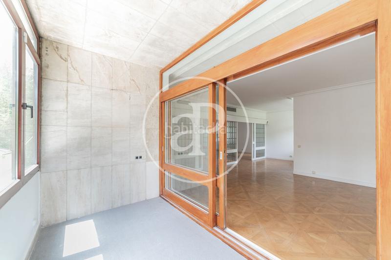 Foto 9aec247e-bcd1-4500-838f-c6ff0fb9e454. Location appartement avec chauffage parking dans El Viso Madrid