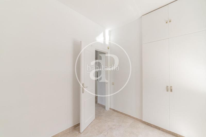 Foto 58d8f04c-423f-4e46-95fb-ce3ef73251aa. Miete etagenwohnung mit heizung parking in El Viso Madrid