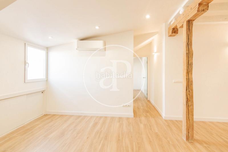 Foto 1515c7be-33ac-4d84-a998-950496805aa3. Alquiler piso atico duplex en alquiler en argensola en Madrid