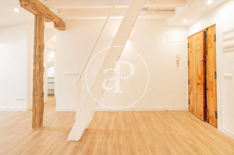 Foto 68770537-c4fa-4690-8524-346840487b24. Alquiler piso atico duplex en alquiler en argensola en Madrid