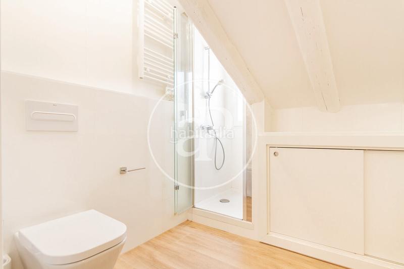 Foto 9df30bb9-7d4b-4bcb-9a0e-2bfafd4f18e8. Alquiler piso atico duplex en alquiler en argensola en Madrid