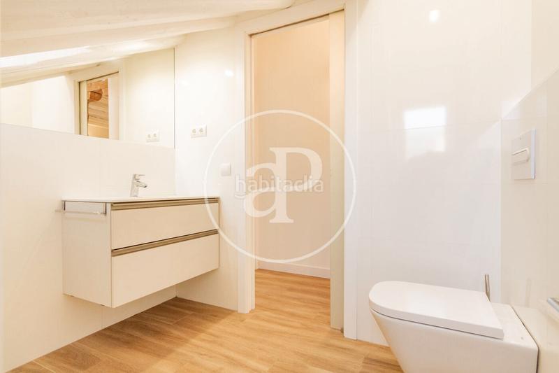 Foto c88ce5cb-f9f4-44e0-841d-a55ad3956aa1. Alquiler piso atico duplex en alquiler en argensola en Madrid