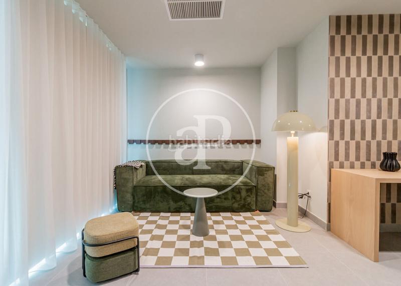 Foto 695b0fef-1ff3-4634-bc5b-c88d742c3730. Alquiler piso estudio en alquiler en calle conde de vilches en Madrid