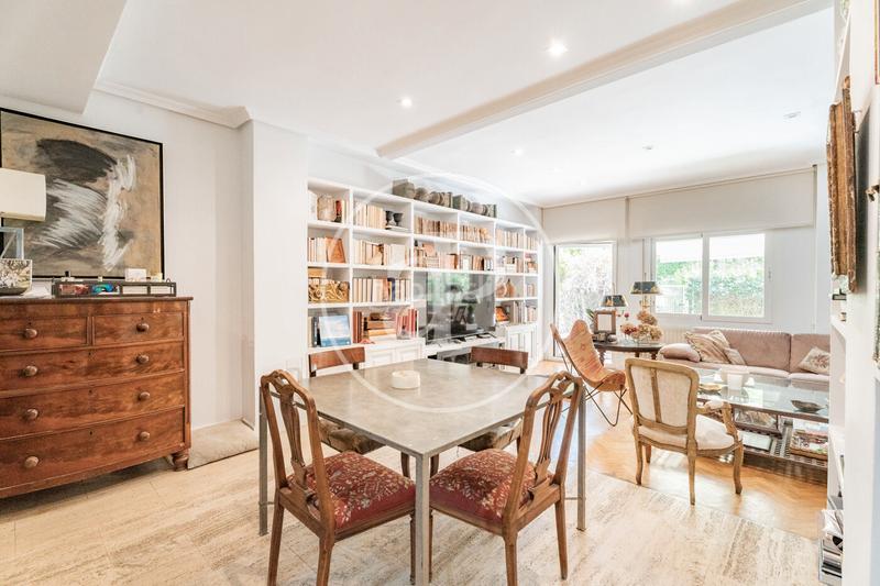 Foto 5a34ee5f-1134-45ee-98ff-de646d5181aa. Piso  en venta en paseo de inglaterra, aravaca en Pozuelo de Alarcón