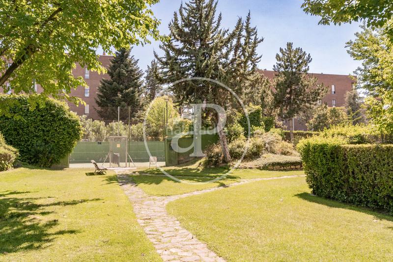 Foto 994d514d-8378-46c3-a655-0573f5c96712. Piso  en venta en paseo de inglaterra, aravaca en Pozuelo de Alarcón