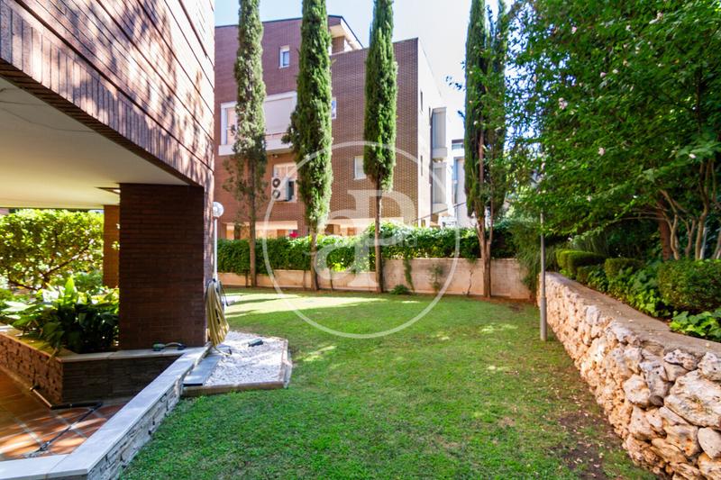 Foto 3debe690-c00a-461f-8200-9890ac57ae03. Location duplex avec chauffage parking piscine dans Madrid
