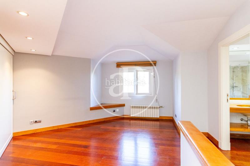 Foto 73bbf3ac-4037-41f2-a823-35927d470d15. Location duplex avec chauffage parking piscine dans Madrid