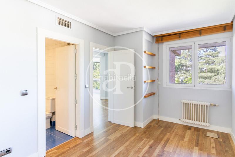 Foto 7bb881a2-6f75-4b4d-9817-313a53a87868. Location duplex avec chauffage parking piscine dans Madrid