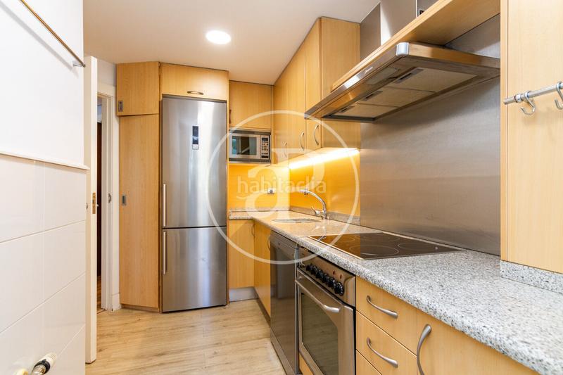 Foto d61c4ad1-37a1-4df5-a946-25909e0a3189. Location duplex avec chauffage parking piscine dans Madrid