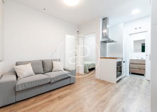 Piso  C. de el escorial. Piso en venta en malasaña