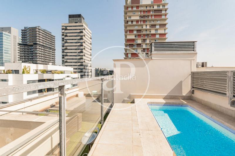 Foto 15902d39-9542-488b-98d0-ddab759ed423. Dúplex atico en venta en arturo soria en Virgen del Cortijo-Manoteras Madrid