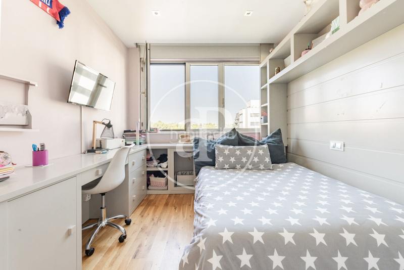 Foto 26566a59-0c83-4777-a556-e84fed250214. Dúplex atico en venta en arturo soria en Virgen del Cortijo-Manoteras Madrid