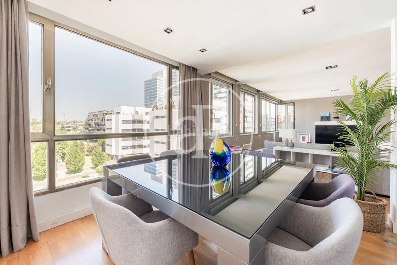 Foto 40ba0b1b-0e04-4a49-9761-a8e3ccd31755. Dúplex atico en venta en arturo soria en Virgen del Cortijo-Manoteras Madrid