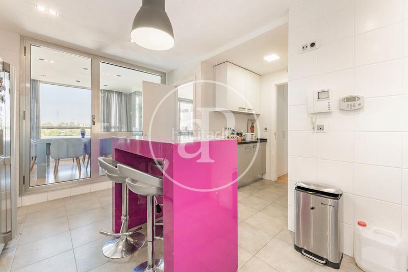 Foto 8f711d26-b55a-47fb-a989-e46dd222cd3d. Dúplex atico en venta en arturo soria en Virgen del Cortijo-Manoteras Madrid