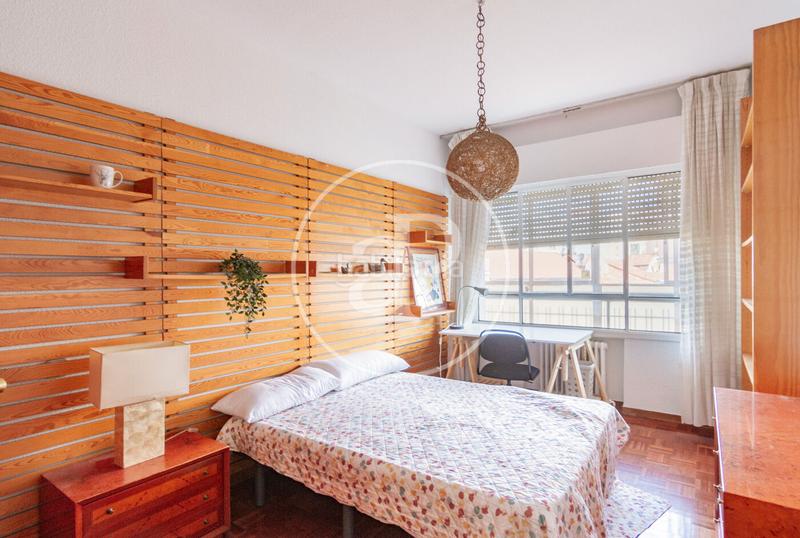Foto cb294de1-60a0-43df-95d2-8089ed9b8392. Piso  en venta en conde duque en Universidad-Malasaña Madrid