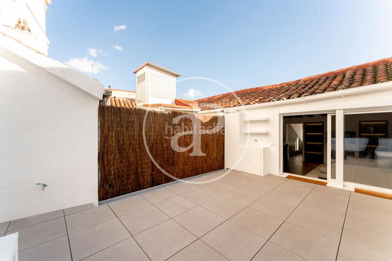 Foto 8624b0ab-9da9-4ace-b353-8cb121adb8f5. Alquiler ático  con terraza en san lucas en Justicia-Chueca Madrid