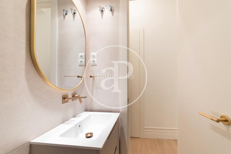 Foto f2f6b99c-6378-40e5-9400-ce0968e33bba. Piso  en venta en Lista en Lista Madrid