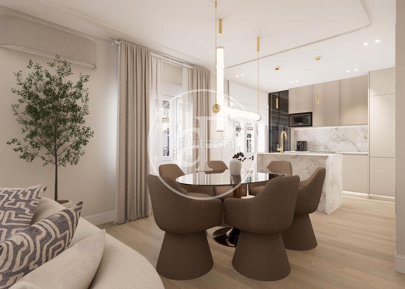 Foto dd84d97e-d3d5-422c-baaf-75fb431be641. Piso  en venta en calle naciones en Goya Madrid