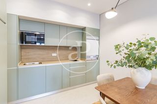 Rent Flat  C. de felipe iv. Piso lujo amueblado junto al parque del retiro