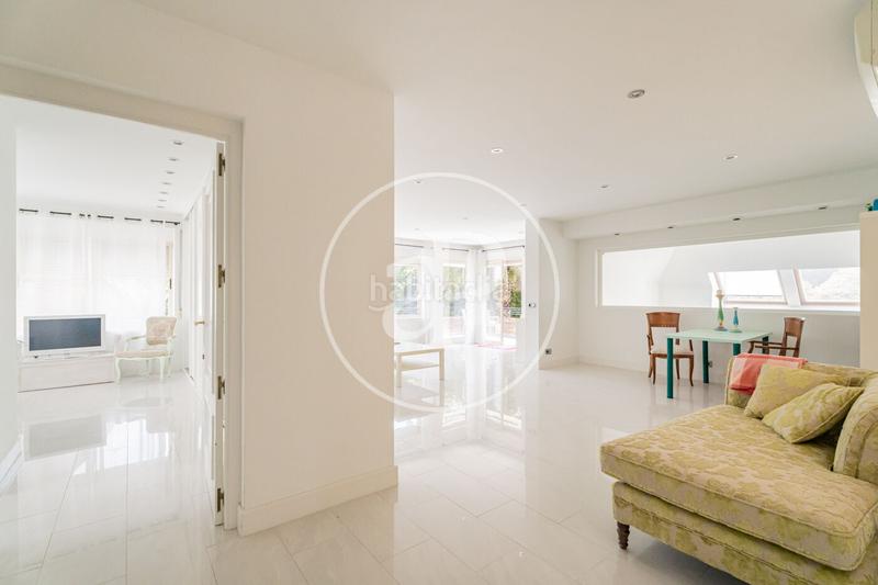 Foto 149c6034-f02d-4c86-8d9f-3eee4803e694. Casa con riscaldamento parcheggio piscina in Las Lomas Boadilla del Monte