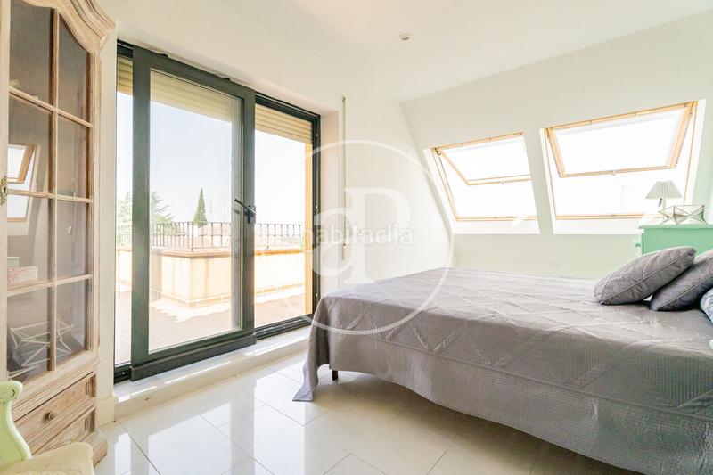 Foto 22b903de-5e78-43bf-b0c8-928d62679e9a. Casa con riscaldamento parcheggio piscina in Las Lomas Boadilla del Monte