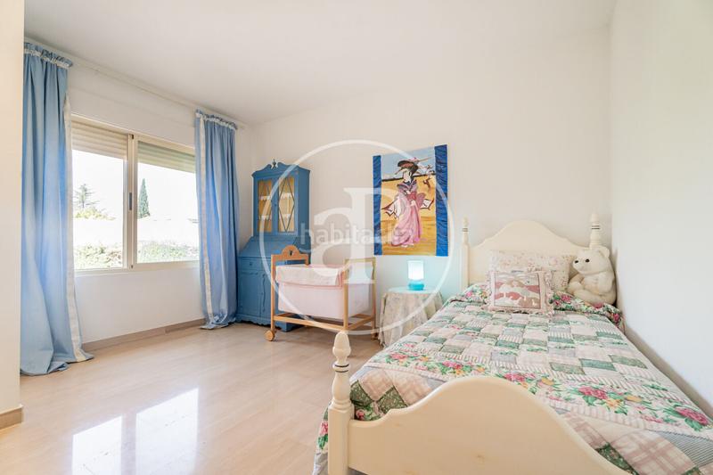 Foto 4eaed108-541b-499a-86d9-51db5aa890f5. Casa con riscaldamento parcheggio piscina in Las Lomas Boadilla del Monte