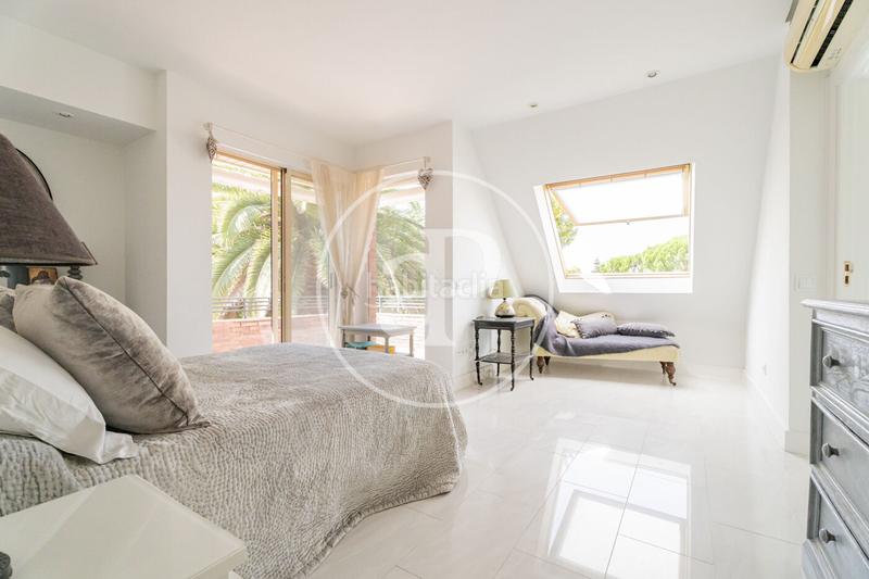 Foto d3d84906-0922-4f07-9d3a-de508e26c2e4. Casa con riscaldamento parcheggio piscina in Las Lomas Boadilla del Monte