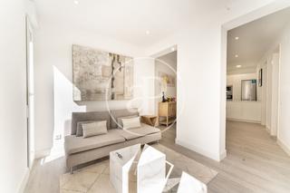Location Appartement  C. de moratín. Vivienda en alquiler en calle moratín