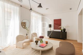 Pis a Cortes-Huertas. Piso en venta en sol