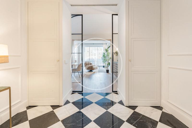 Foto 985338b7-c7eb-482f-b564-3453575c3d03. Appartamento con riscaldamento in Almagro Madrid