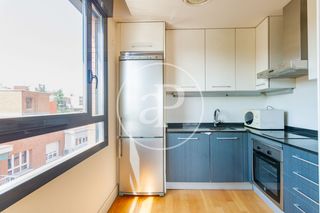 Pis  C. de roma. Piso en venta en guindalera