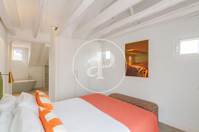 Foto db58fca1-fa43-488e-b35b-0b3e7d0dcc12. Alquiler ático  en alquiler en palacio en Embajadores-Lavapiés Madrid