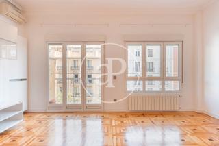 Location Appartement  Calle de josé abascal. Piso en alquiler en josé abascal con garaje