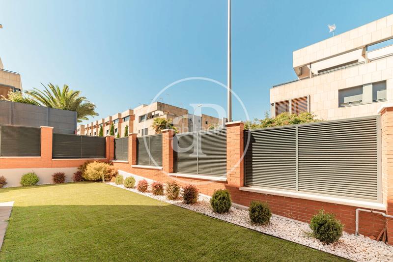 Foto 08b7e598-500f-471c-bd22-d577bf001c8c. Affitto casa con riscaldamento parcheggio in Peñagrande Madrid