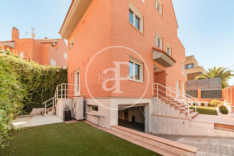 Foto f10ba32b-949e-4ae0-aec9-e705fbef1b49. Affitto casa con riscaldamento parcheggio in Peñagrande Madrid