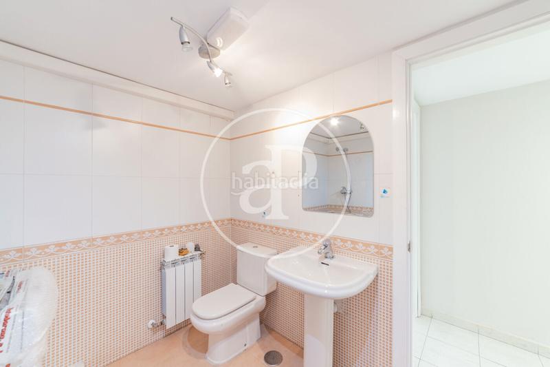 Foto 7bc4c7fc-36d2-46b4-9b22-cc3fe64b5de5. Alquiler casa  en alquiler en Peñagrande en Peñagrande Madrid