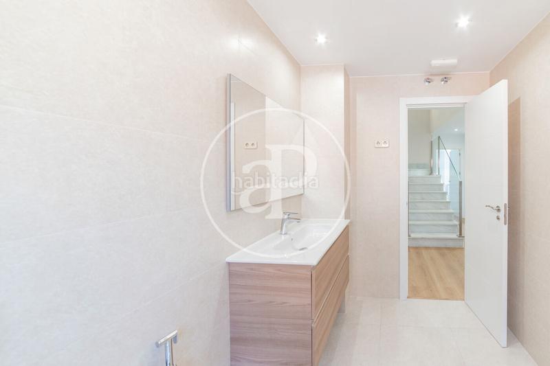 Foto f451c88e-828a-4ec8-9918-40edd6df8de1. Alquiler casa  en alquiler en Peñagrande en Peñagrande Madrid