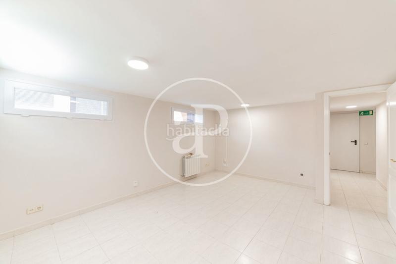 Foto b565375d-8671-4249-a9a3-5658414e0dda. Location maison avec chauffage parking dans Peñagrande Madrid