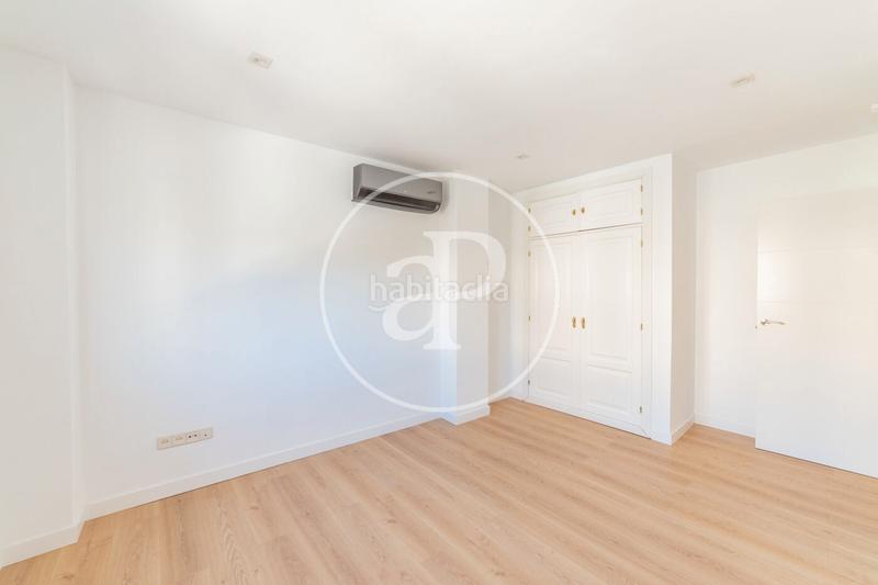 Foto 13b66cc9-6fa5-4794-8ef4-7686e004cc1b. Rent house with heating parking in Peñagrande Madrid