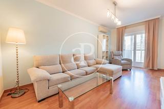 Location Appartement à Castillejos-Cuzco. Piso en alquiler en calle rosario pino