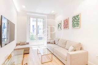 Lloguer Pis  C. del desengaño. Piso en alquiler en malasaña