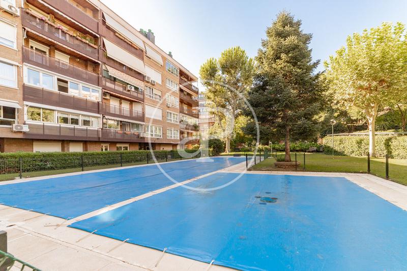 Foto 29ab4498-f4e4-4f4a-a482-cfa8bd4e80e8. Rent flat with heating pool in Ciudad Universitaria Madrid